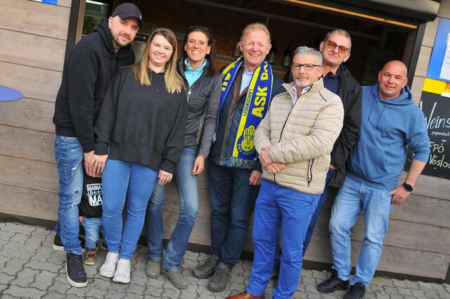Sport-Stadtrat LAbg.Peter Gerstner mit seinem Team | Foto: mamaraZZa photo
