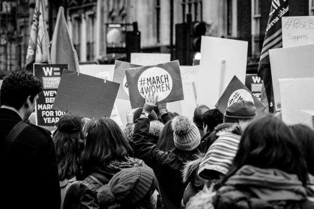 Am Weltfrauentag demonstrieren Frauen weltweit für ihre Rechte und gegen die Diskriminierung und Unterdrückung von Frauen. | Foto: Symbolfoto: Unsplash