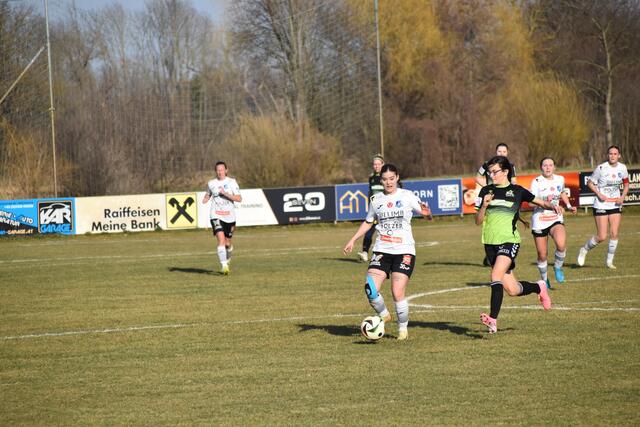 Rojda Antlitzhofer feierte ihr Pflichtspielcomeback nach langer Verletzungspause. | Foto: Michael Strini