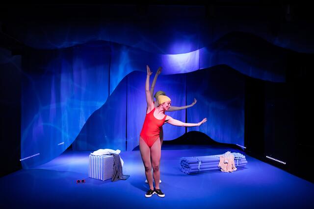 In Anna Gschnitzers Theaterstück "Capri" ist Erholung in einer erschöpften Welt nicht wirklich möglich, schon gar nicht, wenn man eine Frau ist.  | Foto: Theater praesent