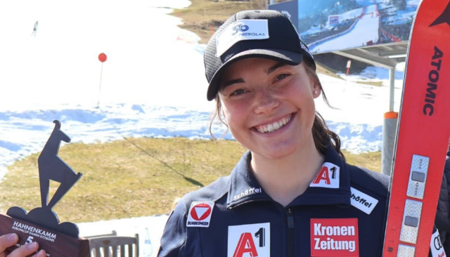 Anna Schilcher freute sich riesig über die kleine Gams von Kitzbühel. | Foto: Schilcher