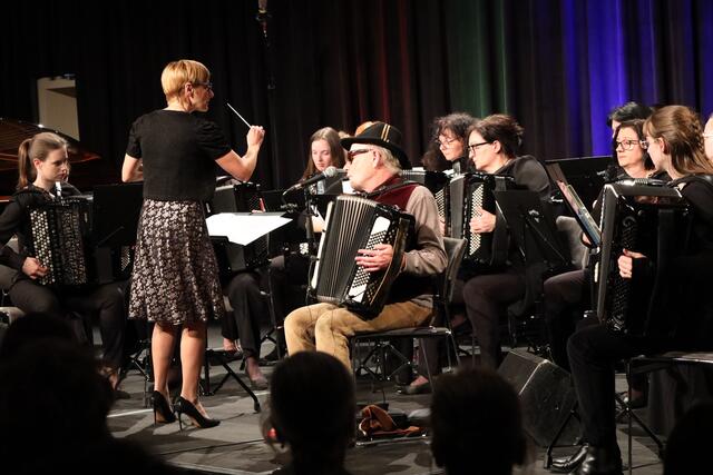 Das Orchester "AccordiOna" in Aktion.  | Foto: Andreja Novak