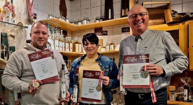 Von links: Reinhard Wiesinger, Stefanie Hofer und Rupert Wiesinger. | Foto: Wiesinger