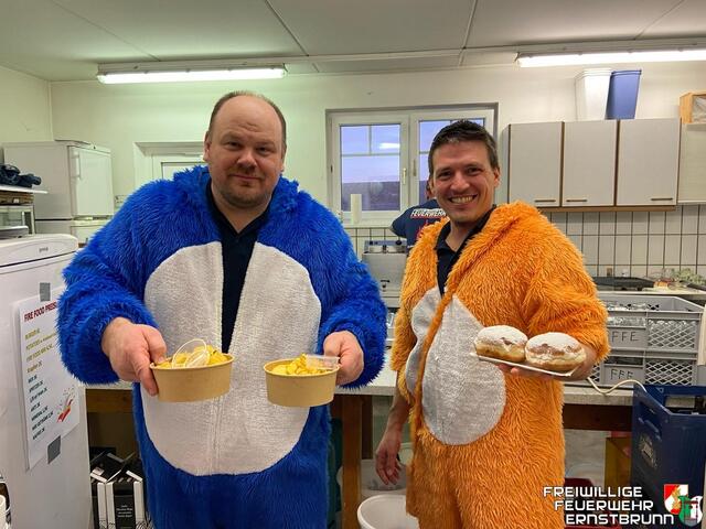 Krapfen wurden der Feuerwehr bereitgestellt. | Foto: FF Ernstbrunn