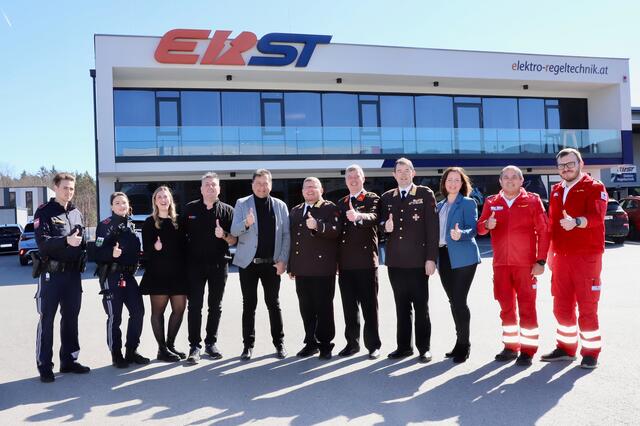 Das Organisationskomitee rund um „Joe“ Reisenhofer und Willi Steiner freut sich auf den „Festtag für ERST-Helfer“ im Festzelt. | Foto: Alfred Mayer 