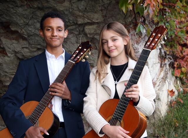 Benni Atatah und Elena Freimüller werden beim Bundeswettbewerb von prima la musica für Oberösterreich antreten. | Foto: Ernst Martinek