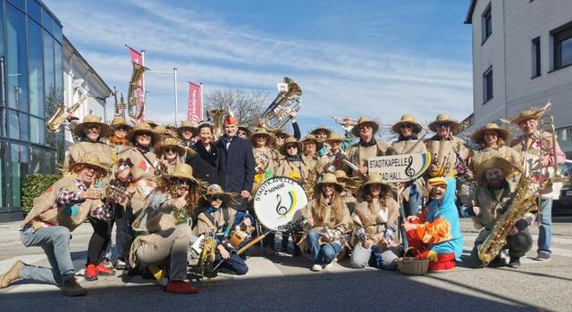 Die Stadtkapelle Bad Hall beim Faschingsumzug | Foto: Stadtkapelle Bad Hall