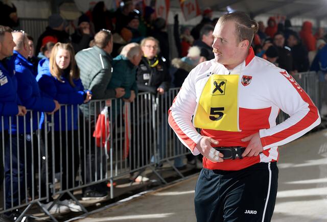 Vollste Konzentration bei der WM: Peter Neubauer vom ESV Glojach in seinem Element. | Foto: GEPA Pictures/Hans Oberlaender