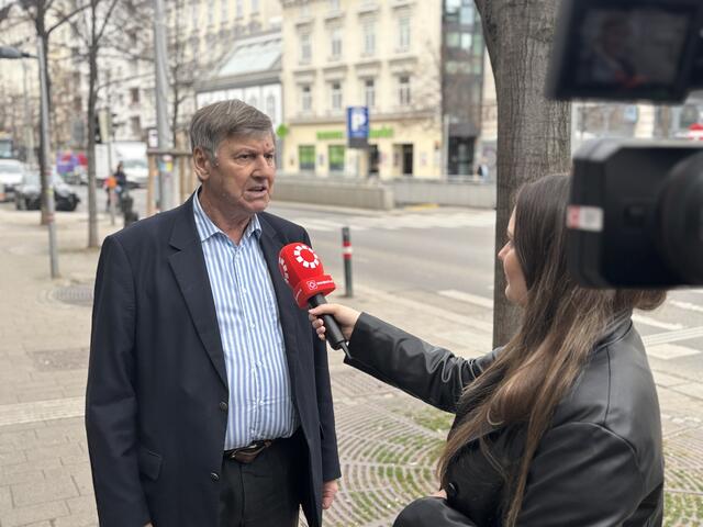 Bezirkschef Erich Hohenberger (SPÖ) will die Wünsche der Bewohnerinnen und Bewohner berücksichtigen. | Foto: Andreas Pölzl/MeinBezirk