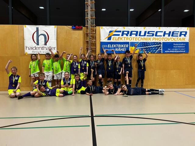 Die Teilnehmer der U9. | Foto: FC Lohnsburg