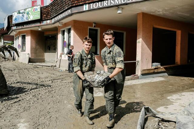 Die Schäden nach der Mure in Sankt Anton waren enorm. | Foto: Bundesheer Events