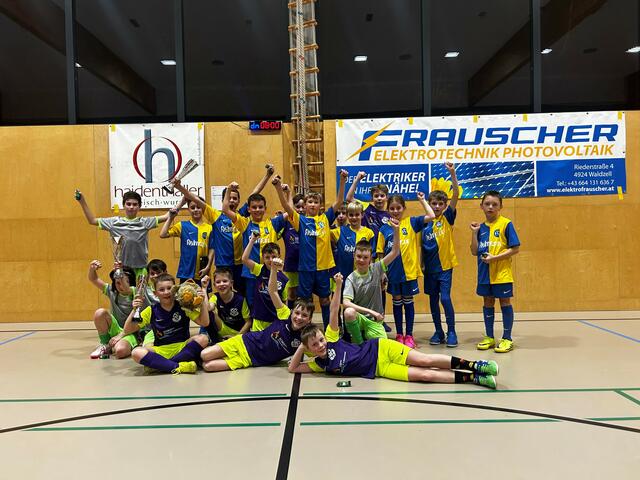 Die Teilnehmer der U10. | Foto: FC Lohnsburg
