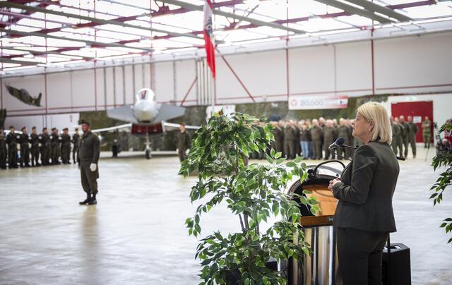 Der Festakt fand im Hangar 8 am Fliegerhorst Hinterstoisser in Zeltweg statt. | Foto: HBF/Carina Karlovits