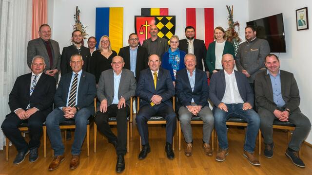 Der neue Gemeinderat von Hadres ist angelobt. | Foto: Leo Pluschkowitz