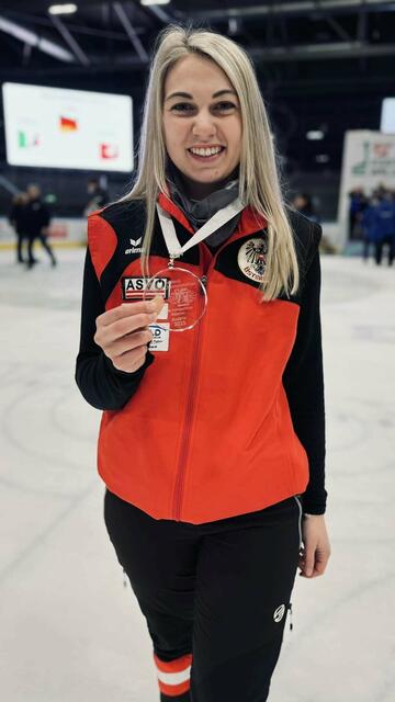 Melissa Mühl eroberte mit dem Damenteam Silber für Österreich im Mannschaftsbewerb. | Foto: GEPA/Hans Oberländer