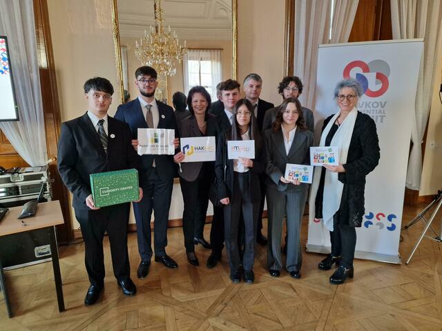 Großgruppe,Österreich Delegation und Delegation der Wirtschafts.Akademien.Waldviertel | Foto: Hakzwettl