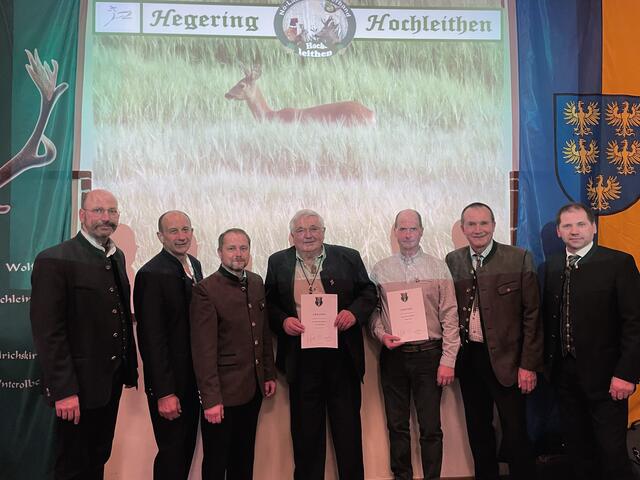 Bezirksjägermeister Stellvertreter DI Andreas Berger, Hegeringleiter Herbert Schütz, Andreas Rernböck, Josef Rernböck, Johann Vogt, Hornmeister Rudolf Achter, Hegeringleiter Stellvertreter Josef Kraus.
 | Foto: Conny Schütz