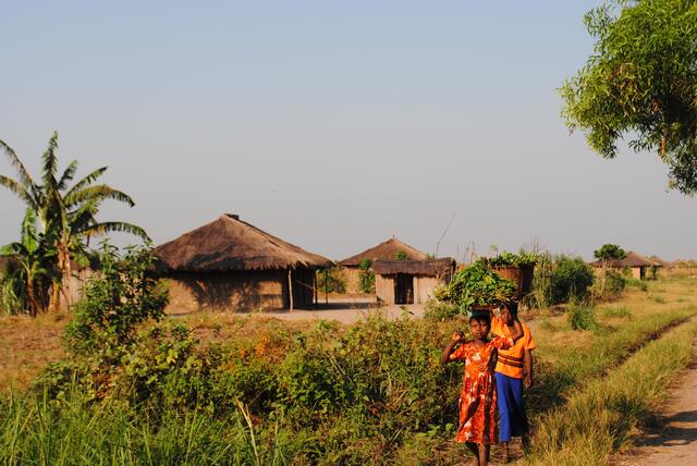 "Unser Ziel ist es, dass den Menschen vor Ort ein gutes Leben ermöglicht wird, sie sich selbst versorgen können und sie eine angemessene medizinische Basisversorgung erhalten", sagt Manuela Erber-Telemaque. | Foto: Zukunft für Tshumbe