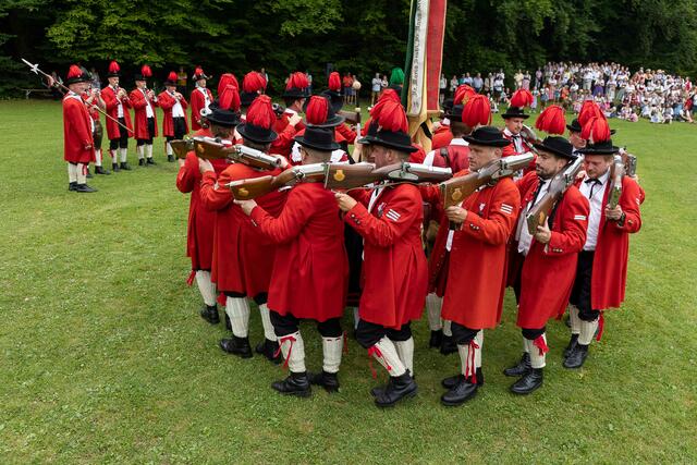 Der Schützentanz erinnert an die geplante Türkenabwehr. 
 | Foto: TVB Puch/Chris Hofer