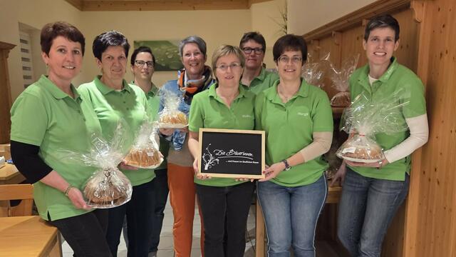 Team der Bäuerinnen Gföhl um Gebietsbäuerin Margit Stummer (2. v.li.) | Foto: Bäuerinnen Gföhl