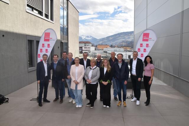 Beim Offenen Werkstor 2025 erhält man spannende Einblicke in die Produktionsprozesse innovativer Unternehmen. | Foto: Kendlbacher