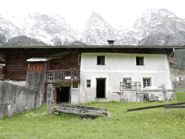 Vor der Revitalisierung sah das rund 400 Jahre alte Gebäude so aus. | Foto: architektur:lokal