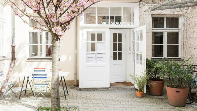 Seit kurzem ist WEI SRAUM, angesiedelt im Stadtteil Wilten, teil des Klimabündnisses Tirol.  | Foto: WEI SRAUM