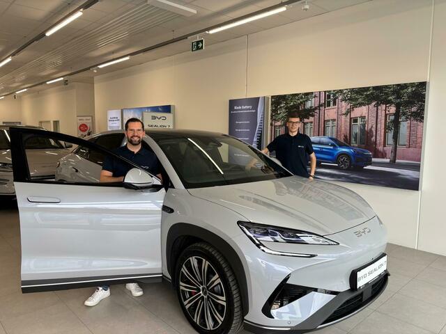 Bei den Horner Autotagen haben Besucher die einmalige Gelegenheit, die neuesten Modelle des E-Auto-Herstellers BYD hautnah zu erleben. | Foto: Manuela Danzinger