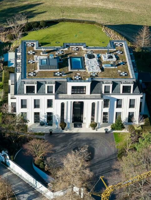 Die Villa Benko. Eine mögliche Zukunft als Hotel ist umstritten. | Foto: APA Picture Desk