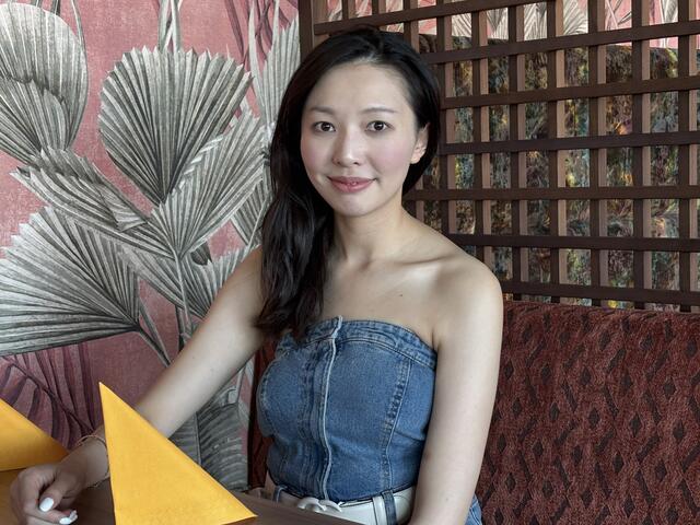Sophia Li kam vor zehn Jahren von Hongkong nach Wien und baute mit ihrem Mann die "Sajado"-Kette auf. | Foto: Waltraud Fischer