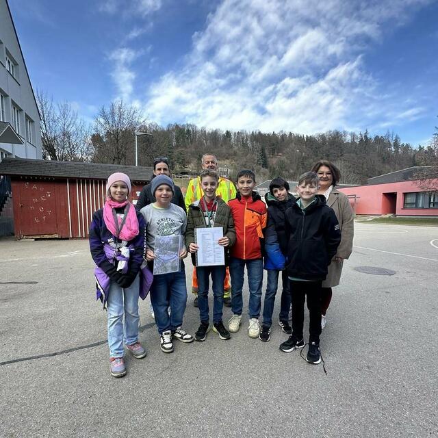 Gegen den Müll vorgehen: Schülerinnen und Schüler der MS Gratwein setzen sich für die Nachhaltigkeit innerhalb der Marktgemeinde ein. | Foto: Marktgemeinde Gratwein-Strassengel