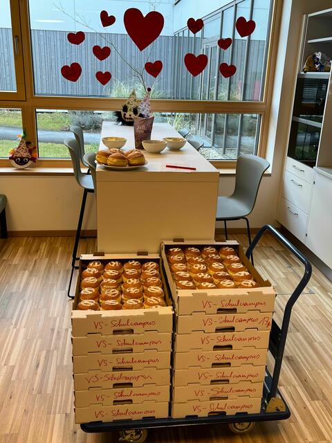 2.086 Krapfen wurden ausgeliefert – eine süße Spendenaktion mit großem Erfolg. | Foto: Kiwanis