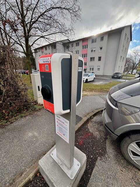 Die neue Ladestation verfügt über eine Gesamtleistung von 22 kW. | Foto: Alfred Mayer