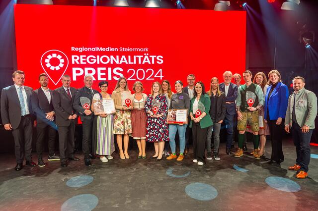 Fünf Siegerinnen und Sieger durften im vergangenen Jahr über die Auszeichnung mit dem Regionalitätspreis jubeln. | Foto: RegionalMedien