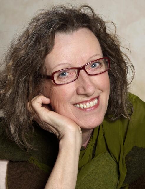 Autorin Martha Kogler aus Enns ist seit 22 Jahren als Lesepatin für die Öffentliche Bibliothek Enns im Einsatz. | Foto: Kogler