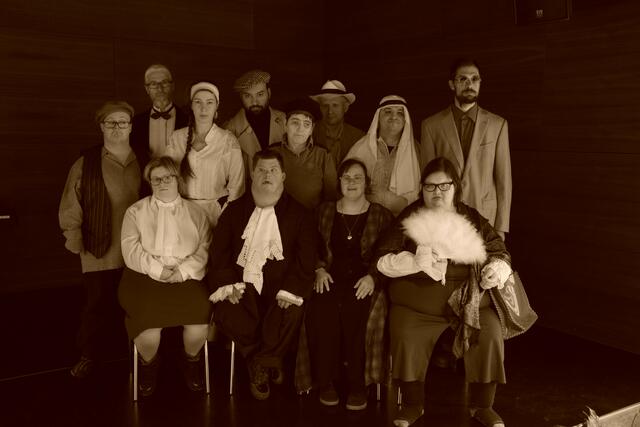 Die Theatergruppe „SOundSO“ der Lebenshilfe-Werkstätte Grein steht wieder auf der Bühne – Premiere ist am 28. März. | Foto: Lebenshilfe Oberösterreich
