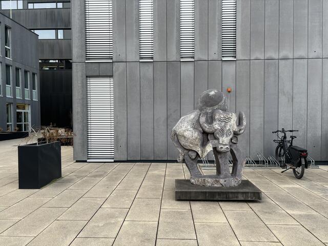 Auf dem Weg in Richtung der Fernsehstudios von ServusTV in Wals-Siezenheim. | Foto: Emanuel Hasenauer
