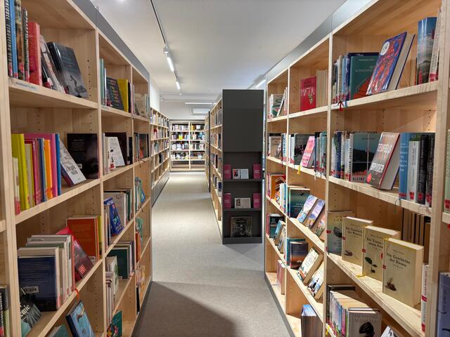 Erdgeschoß, erster und zweiter Stock stehen zur Verfügung. | Foto: Almer