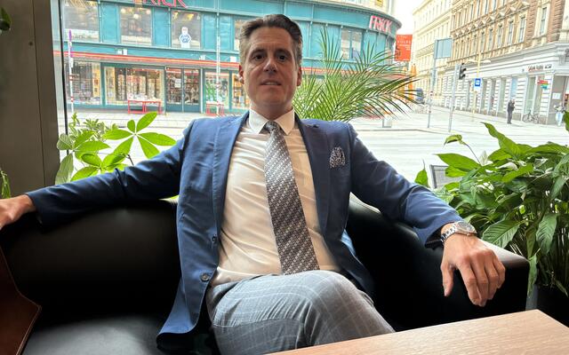 Thomas Neuhuber ist Klubobmann des Team HC Strache in Liesing und Spitzenkandidat für die Bezirksvertretungswahl. | Foto: Karl Pufler/MeinBezirk