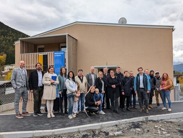 Freudige Übergabe der Wohnungen von GHS-Wohnbau. | Foto: Gemeinde Reith bei Seefeld