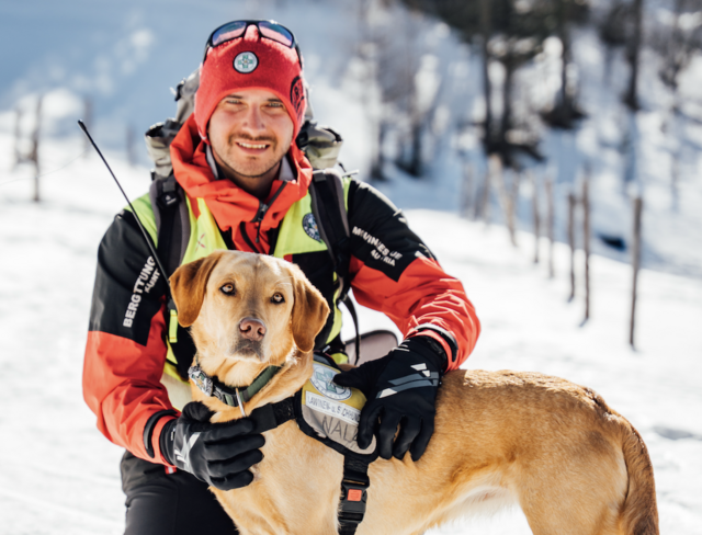 40 Hundeteams trafen sich, um voneinander zu lernen. | Foto: Bergrettung Kärnten/Daniel Gollner