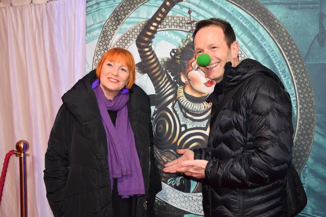 Autorin Chris Lohner ließ sich die Premiere nicht entgehen.  | Foto: Patricia Hillinger/MeinBezirk
