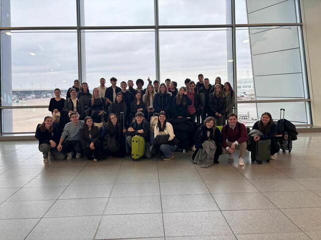 Insgesamt 35 Schüler nahmen an der Reise nach Brüssel teil. | Foto: LSV OÖ
