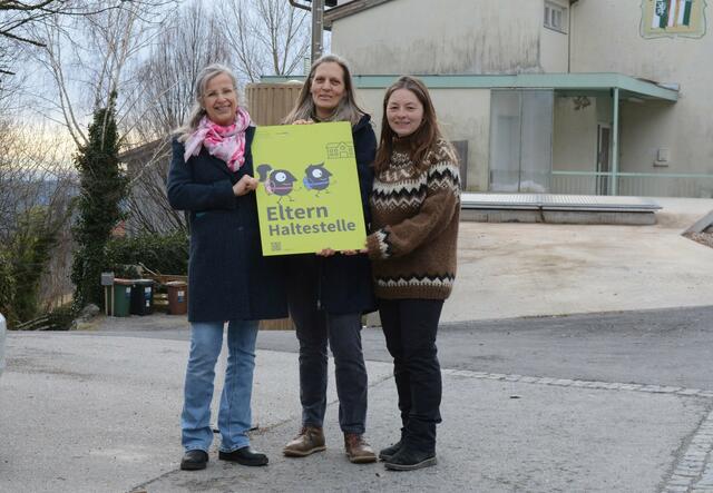 Neue Elternhaltestellen für die VS St. Radegund | Foto: Foto: Anna-Maria Maul