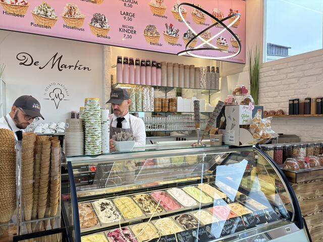 Der Italiener Paolo De Martin arbeitet am Standort in Bürmoos mit. | Foto: Emanuel Hasenauer