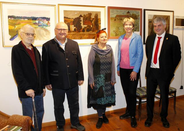 Paul Richter, Bgm. Manfred Wühl, Obfrau Margit Zollitsch, Abg. NR Martina Diesner-Wais und Arno Löffler von der Kunsthandlung Widder | Foto: Walter Kellner