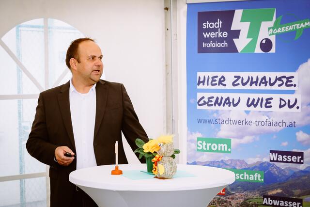 Projektleiter René Windisch lobte das gesamte Team. | Foto: Armin Russold