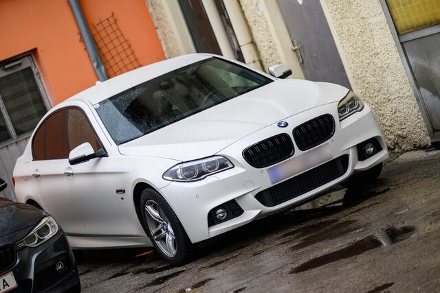 Zwei Nordmazedonier aus Linz-Land durften bei einer Schwerpunktkontrolle in Linz Autos und Führerschein abgeben. | Foto: TEAM FOTOKERSCHI / WERNER KERSCHBAUMMAYR