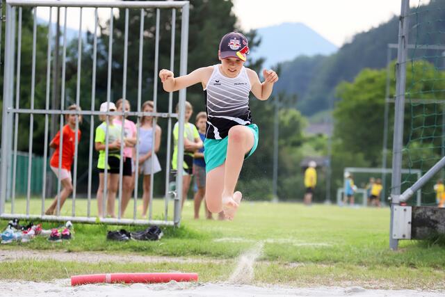 Der Spaß an der Bewegung steht beim Kinder-Schüler-Lauftreff des Winter-Sommersportvereins Gaflenz an oberster Stelle. | Foto: WSG/Stephan Schönberger