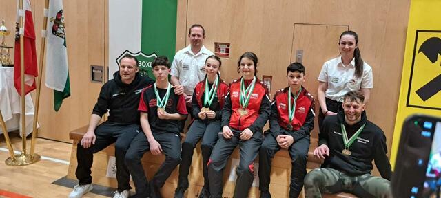 Fünfmal Gold und fünfmal Silber konnten die Athletinnen und Athleten bei den Landesmeisterschaften abstauben. | Foto: Kickbox Club Rohrbach